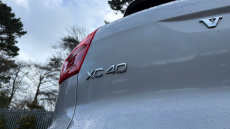 Volvo XC40 2.0 B4P Ultimate Dark 5dr Auto Petrol Estate